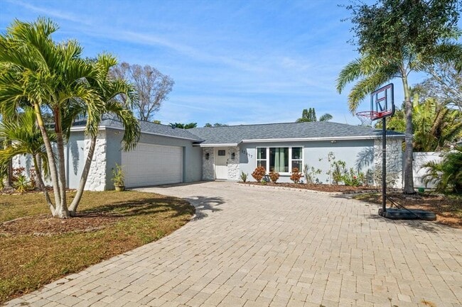 Building Photo - 12057 96th Pl