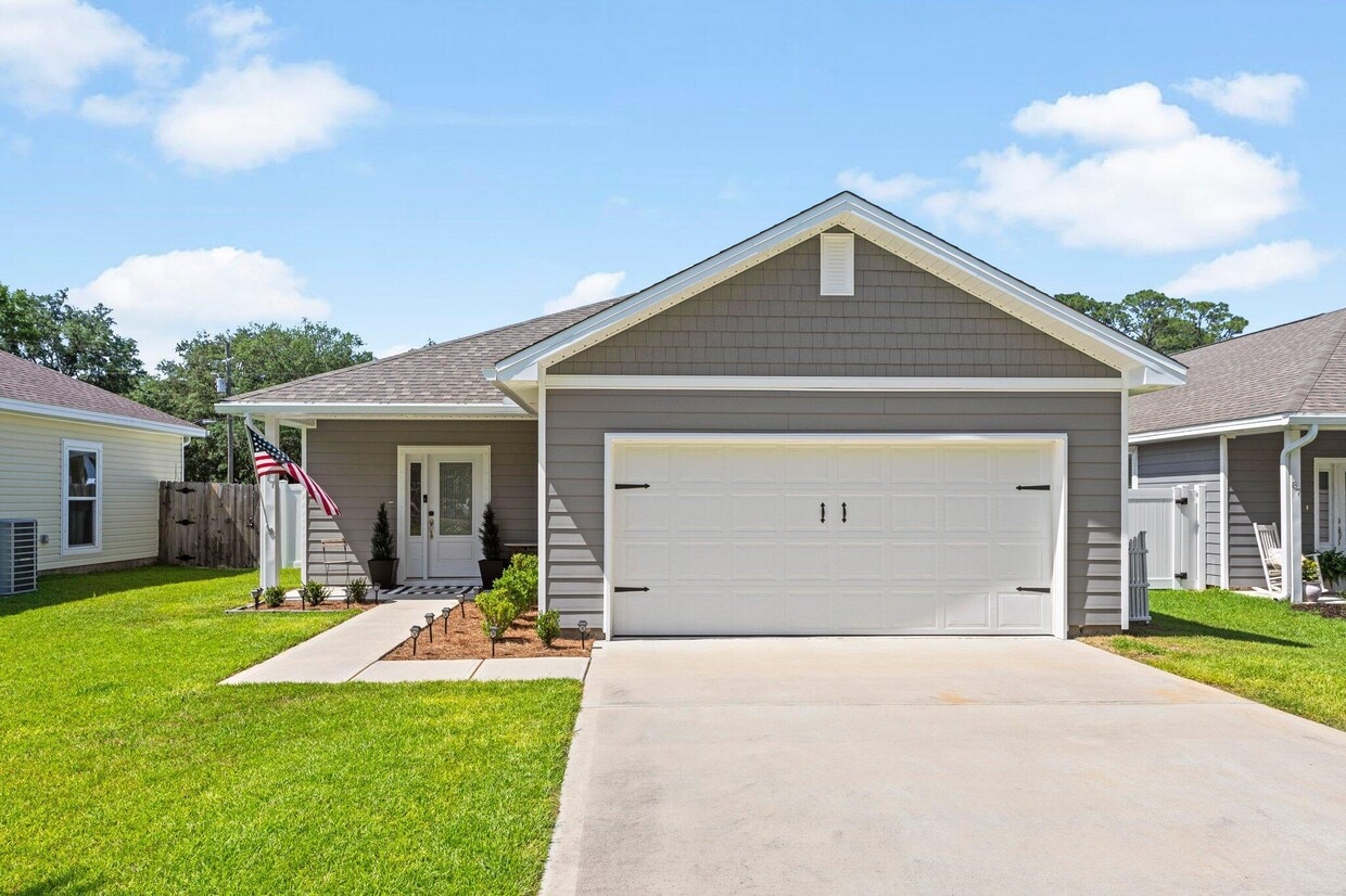 Foto principal - 77 Magnolia St
