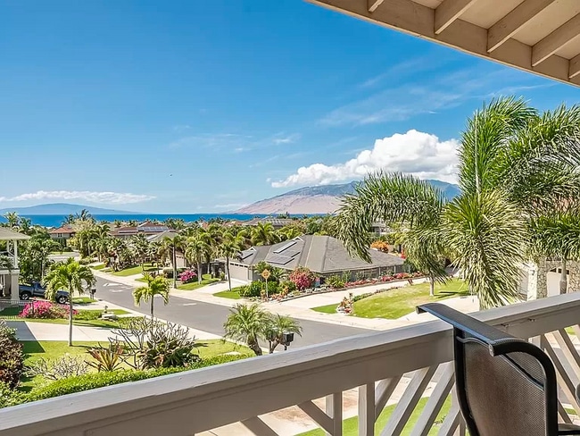 Building Photo - 142 Laukahi St