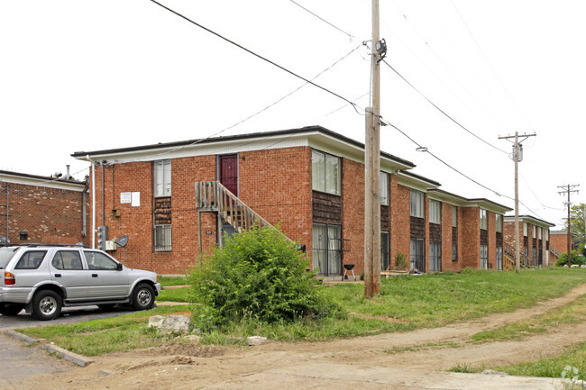 Building Photo - Garden Apartments