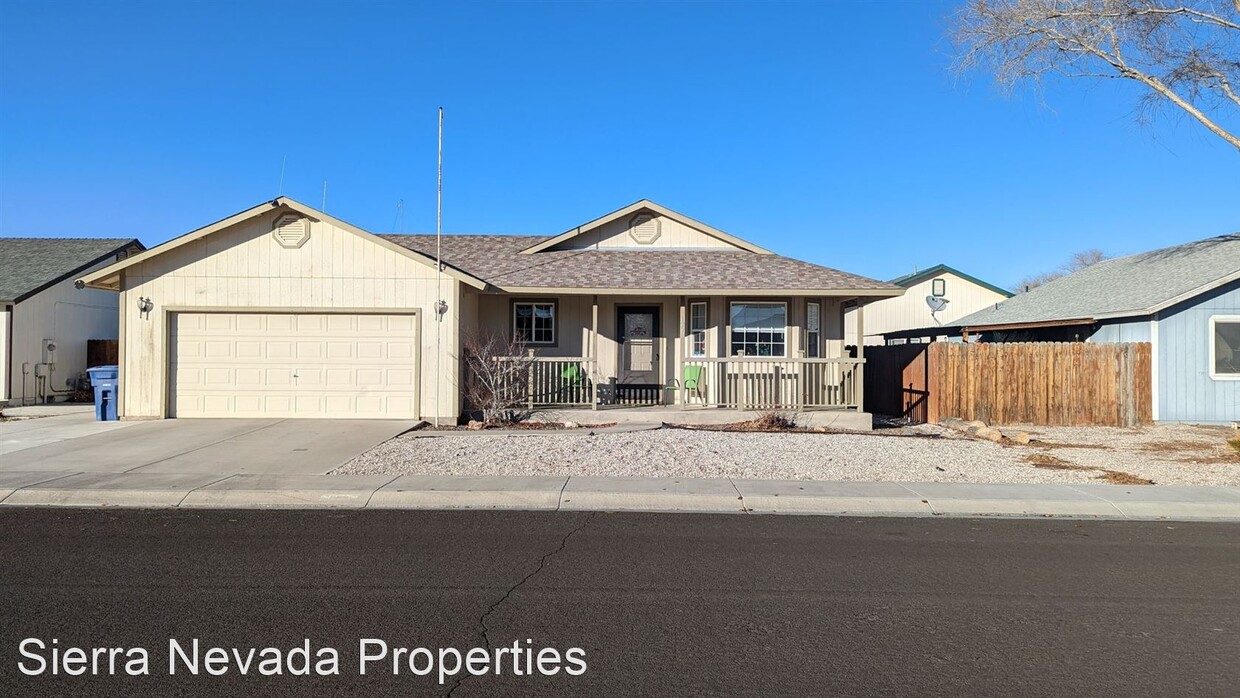 Primary Photo - 3 br, 2 bath House - 1275 E. Front Street