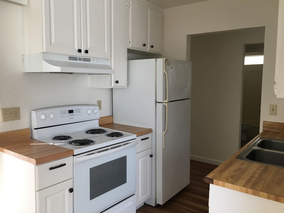 Foto principal - 1832 Parallel St