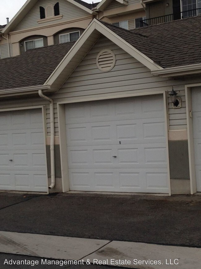 Building Photo - 2119 Morning Star Dr