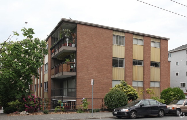 Building Photo - Lorelei Apartments