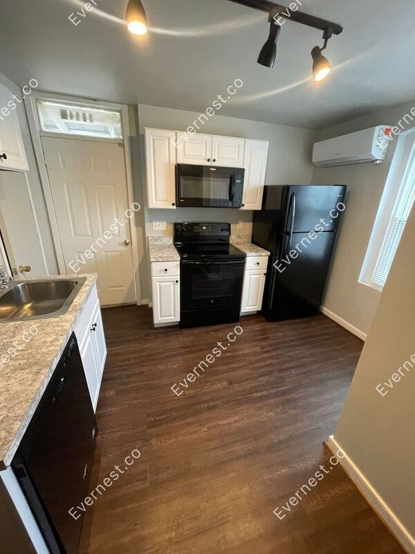 Foto del edificio - 1614 Maury St