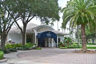 Building Photo - 800 Boardwalk Dr