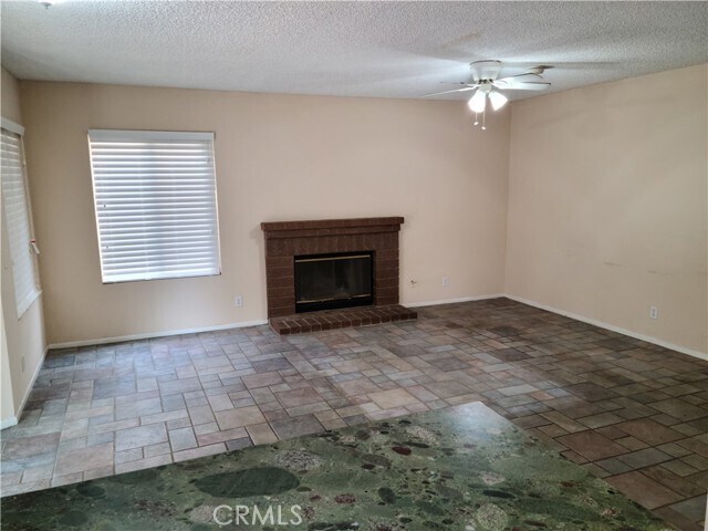 Building Photo - 998 Ashford Cir