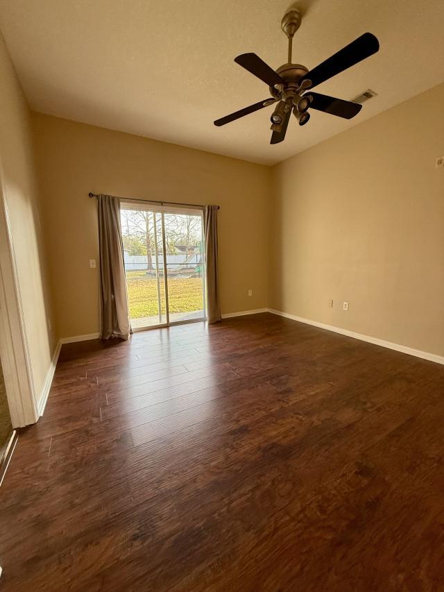 Building Photo - 3 bedroom in Jacksonville FL 32277