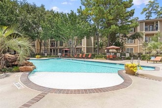 Building Photo - 2400 Spring Rain Dr