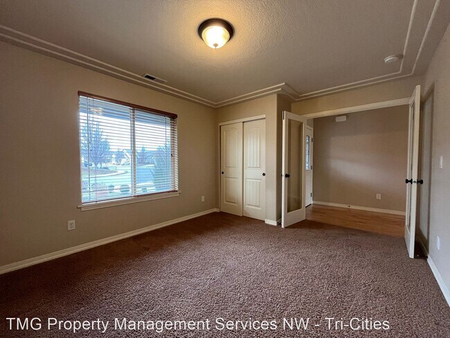 Building Photo - 3 br, 2 bath House - 500 Lakerose Loop