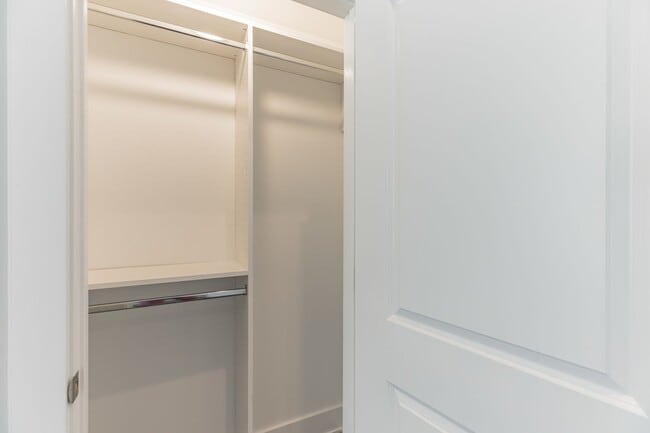 Photo - 1609 Ogden St Apartment