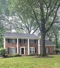 Building Photo - 1562 Holly Hill Dr