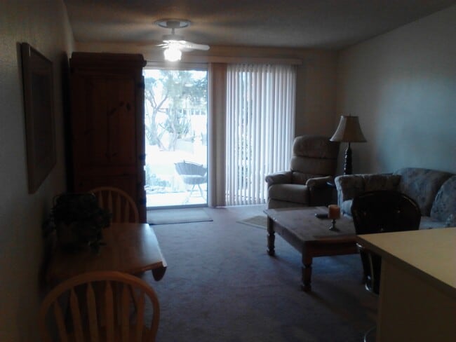 Building Photo - 16807 E Gunsight Dr