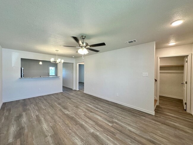 Building Photo - 226 Dolphin Dr