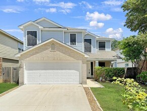 Building Photo - 11114 Dewberry Field
