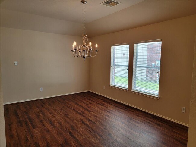 Foto del edificio - 2734 Troy Dr