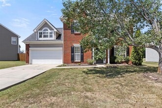 Building Photo - 16061 Stuarts Draft Ct