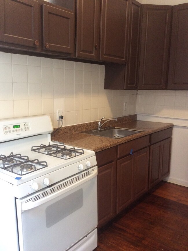Foto del edificio - Available Now! Oldtown East Neighborhood! ...