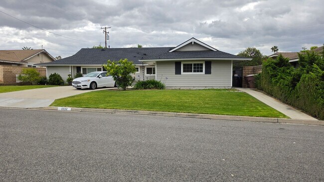 Building Photo - 5552 Tamarisk