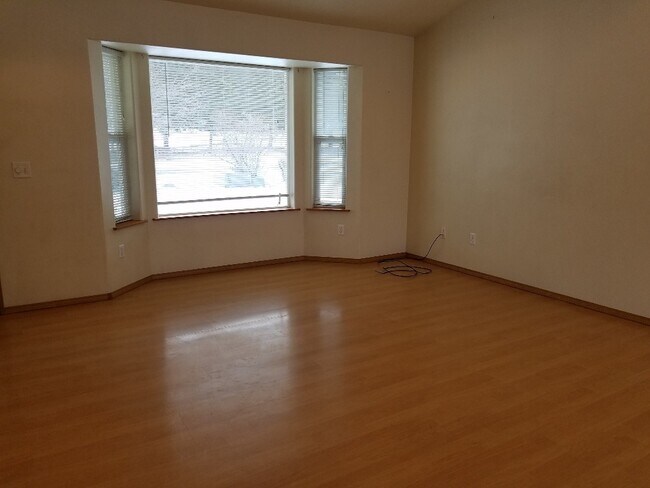 Foto del edificio - 105 Ben Williams Ln