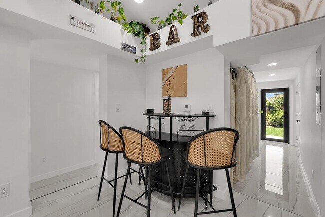 Foto del edificio - 1433 NE 53rd Ct