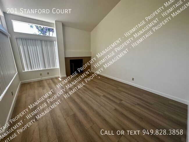 Foto del edificio - 2 Bedroom 1 and 1/2 bath condo