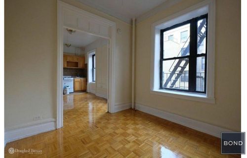 Foto del edificio - 131 W 110th St