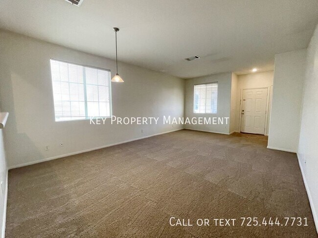 Foto del edificio - 1312 Creek Village Ave