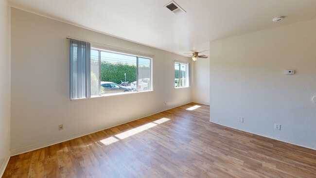 Interior Photo - Bay Terrace