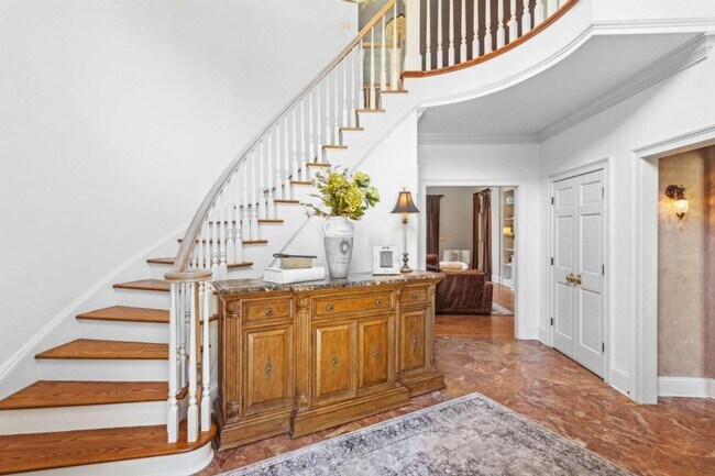 Foto del edificio - 5311 Slater Mill Cir