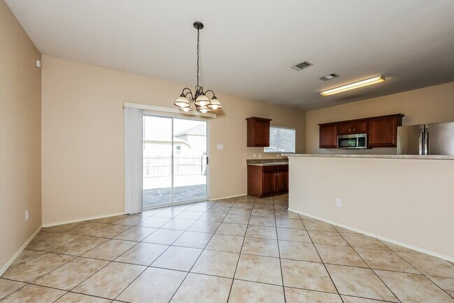 Foto del edificio - 1104 Castle Springs Rd