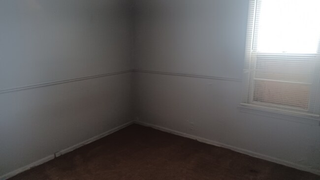 Foto del edificio - 633 W Pulaski St