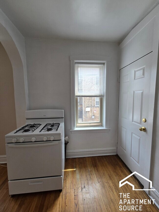 Foto del edificio - 2948 W Belle Plaine Ave