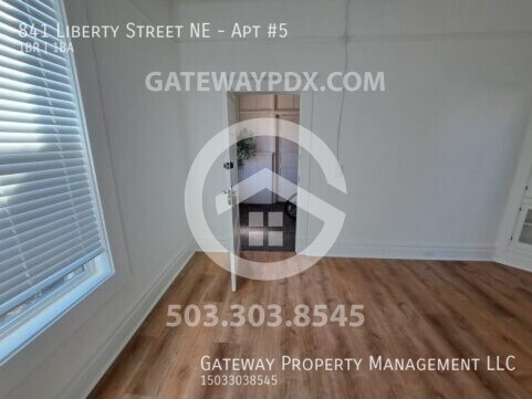 Foto del edificio - 841 Liberty Street NE. Apt #5