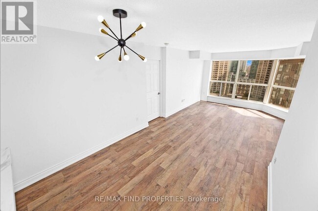 Building Photo - 335 Webb Dr