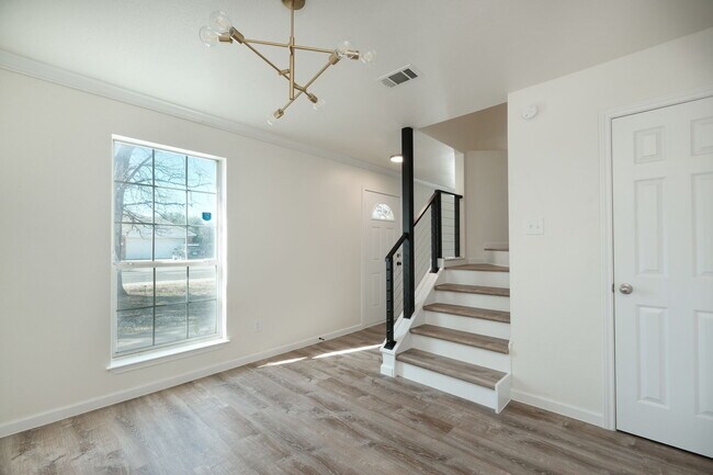 Foto del edificio - 2008 Clover Ln