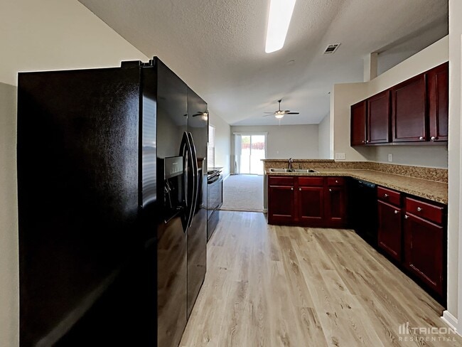 Building Photo - 63 Marisco Way