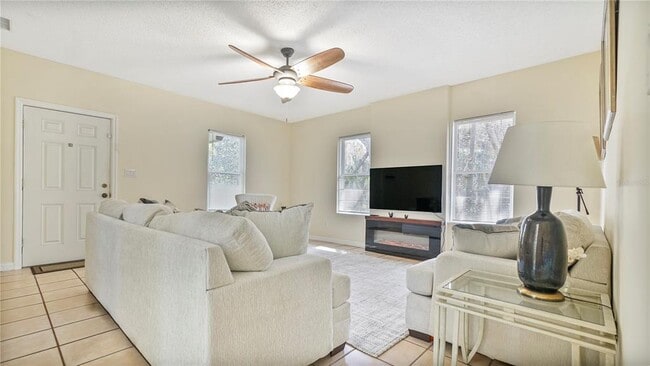 Foto del edificio - 2506 Formosa Ave