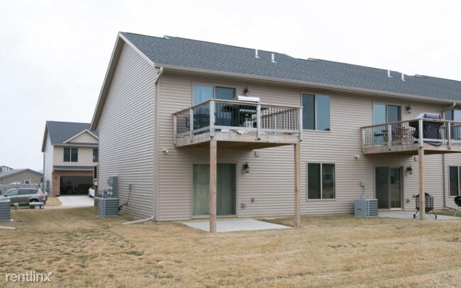 Foto del edificio - 3 br, 2 bath Townhome - 216 Prairie Rose Pl