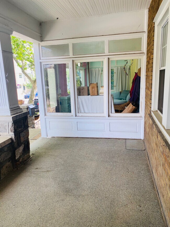 Foto del edificio - 882 Corinthian Ave