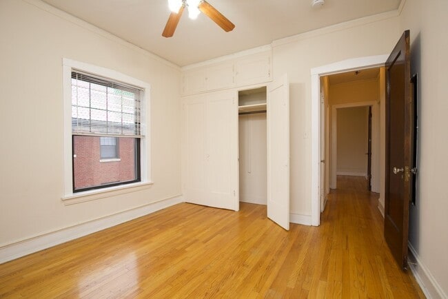 Foto del edificio - 1305 Oak Ave