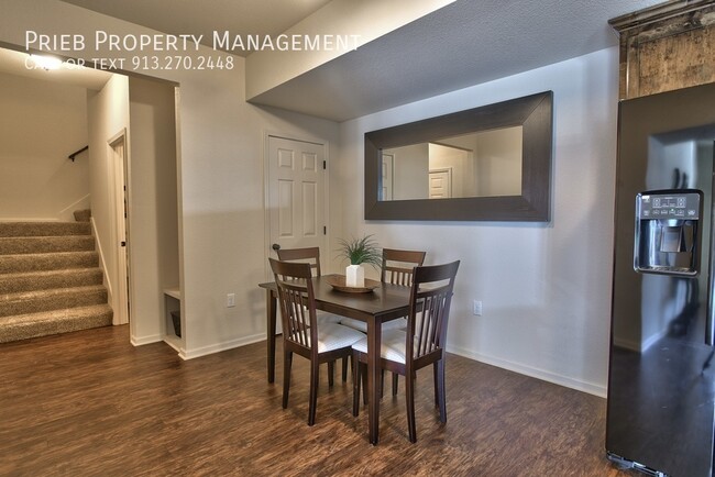 Foto del edificio - Parkview Townhome - Available April 22nd