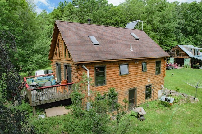 Building Photo - 66 Ledge Farm Rd