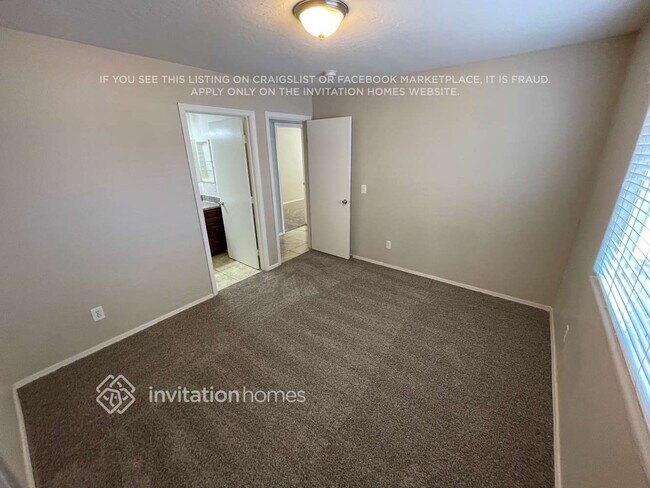 Building Photo - 1309 W Mohave St