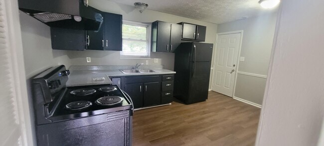 Building Photo - 1355 Stephen Foster Dr