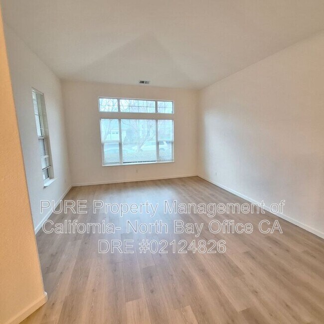 Foto del edificio - 1887 Mallard Ln