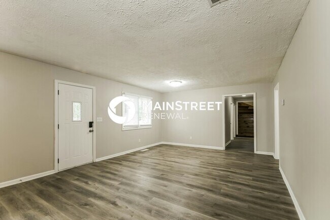 Foto del edificio - 3 Bedroom Pet-Friendly Home in INDIANAPOLI...