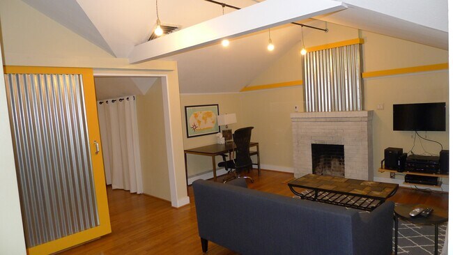 Foto del edificio - 1530 Pine St