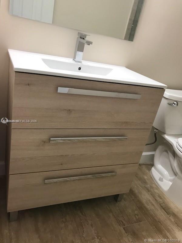 Foto del edificio - 7168 SW 21st St