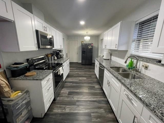 Building Photo - 2608 Brookview Dr